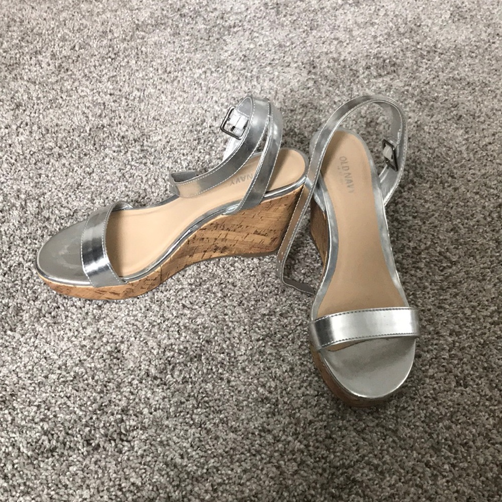 Old navy silver wedges